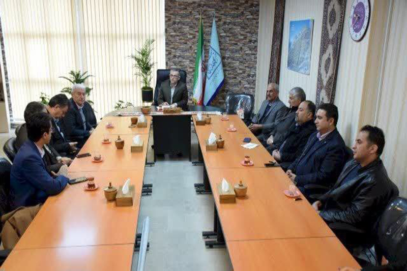هتل‌داران نقش به‌سزایی در توسعه صنعت‌ گردشگری کردستان دارند